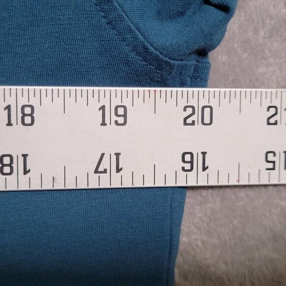 Greyson Shirt Mens Medium Blue Crewneck Wolf Logo Athletic Casual Tee Stretch - Picture 5 of 9